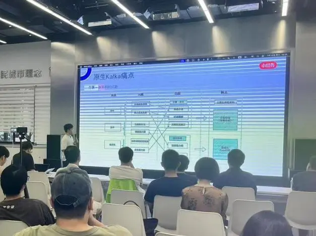 小红书消息引擎专家黄章衡